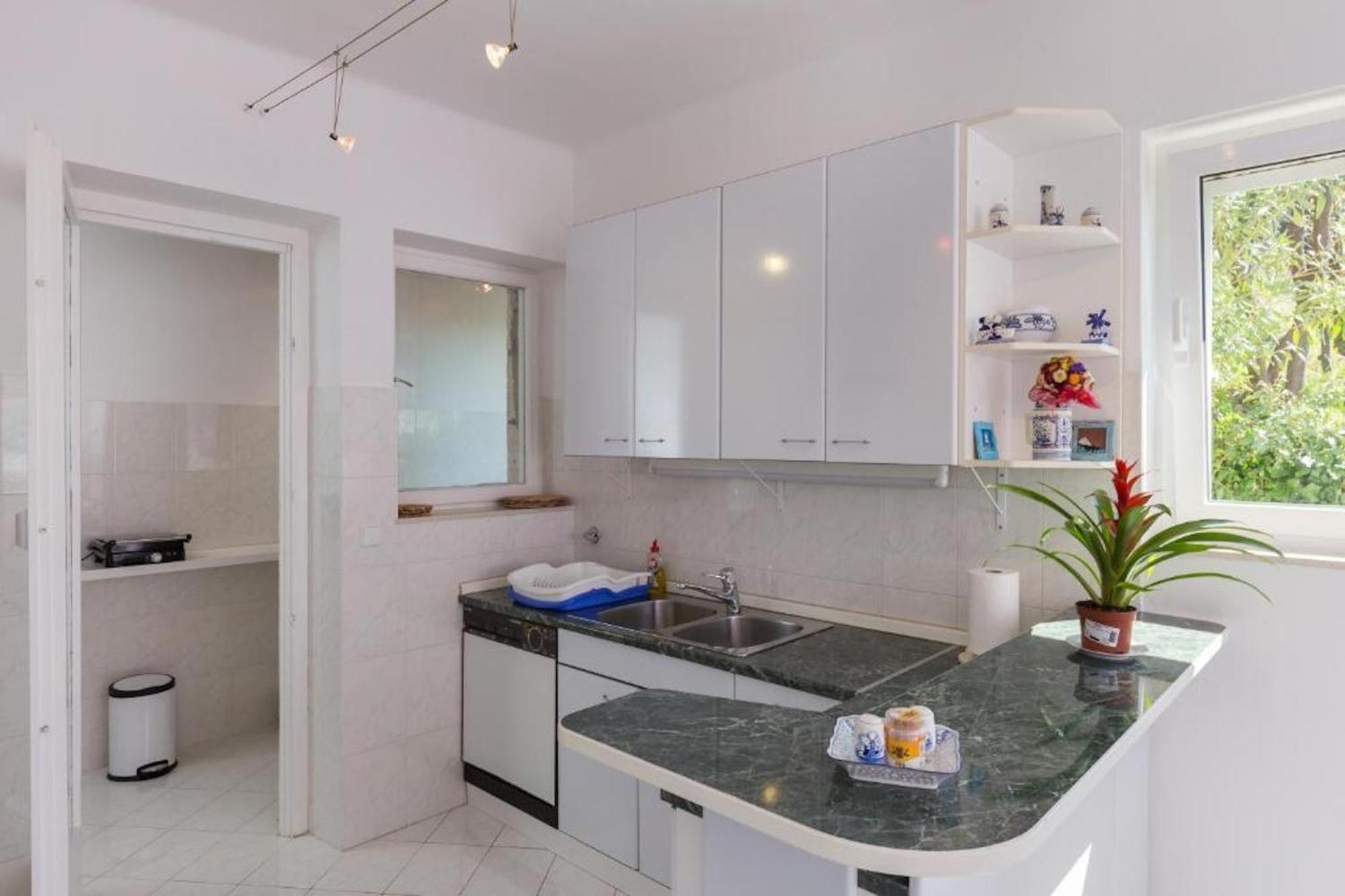 Rea Apartament *